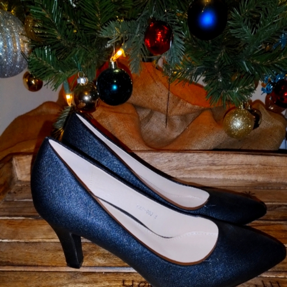 WuORWu Heels